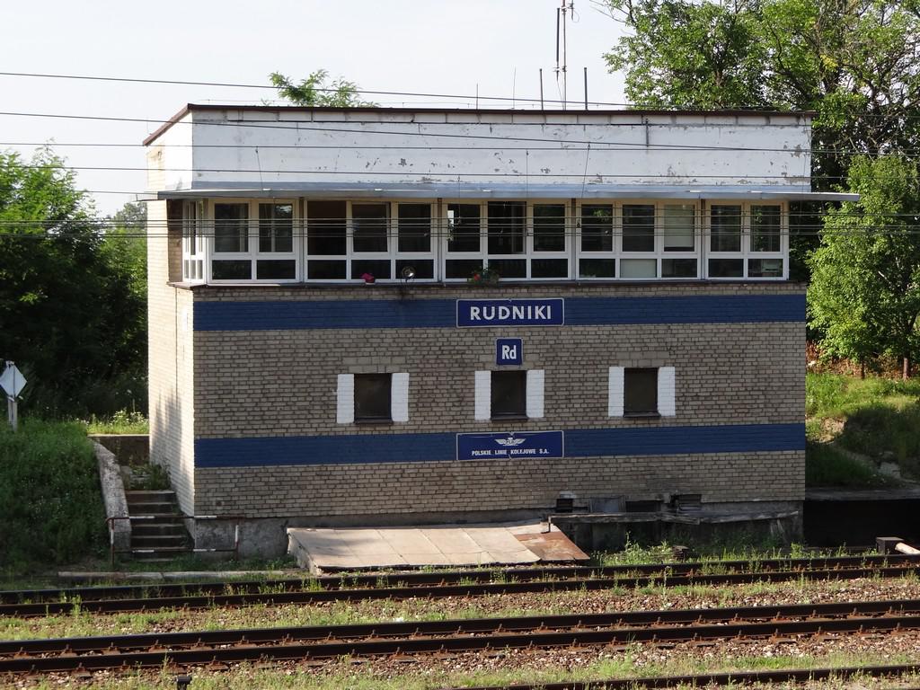 fot. Przemysław Więcek 
Wschodnia głowica rozjazdowa; wyjazd na Radomsko. Nastawnia dysponująca Rd. W prawo Radomsko, w lewo Częstochowa. 216,8 km. Obraz