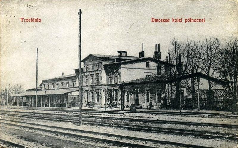 fot. nieznany 
Stara pocztówka. Budynek dworca. Obraz