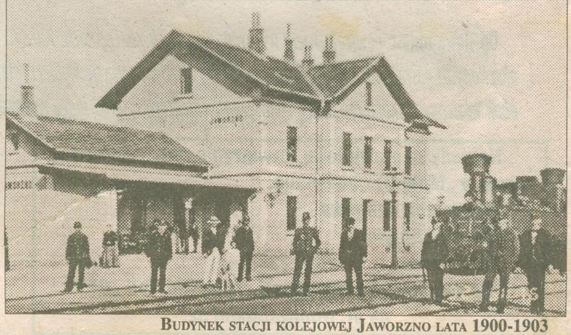fot. nieznany 
Zdjęcie stacji Jaworzno z lat 1900-1903 wycięte z gazety. Obraz