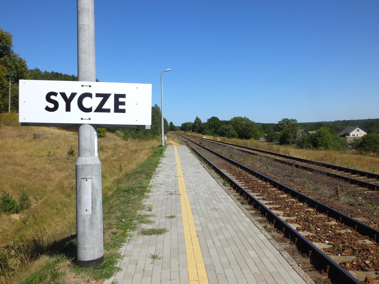 fot. Kacper Grajewski 
Peron w stronę Hajnówki w Syczach, Obraz
