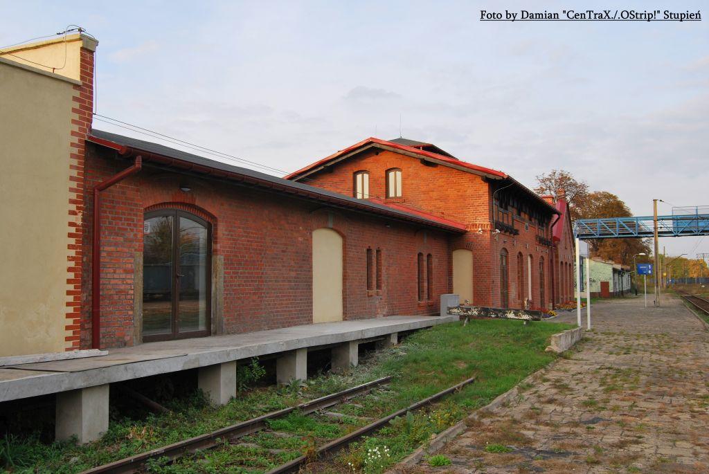 fot. Damian Stupień 
dawna rampa z magazynem. Obraz