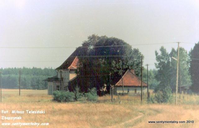 fot. Miłosz Telesiński - Zbąszynek 
Stacja Głogusz Kije 03.09.1988, gdy ruch tu się nie odbywał. Widok od strony Sulechowa. Obraz