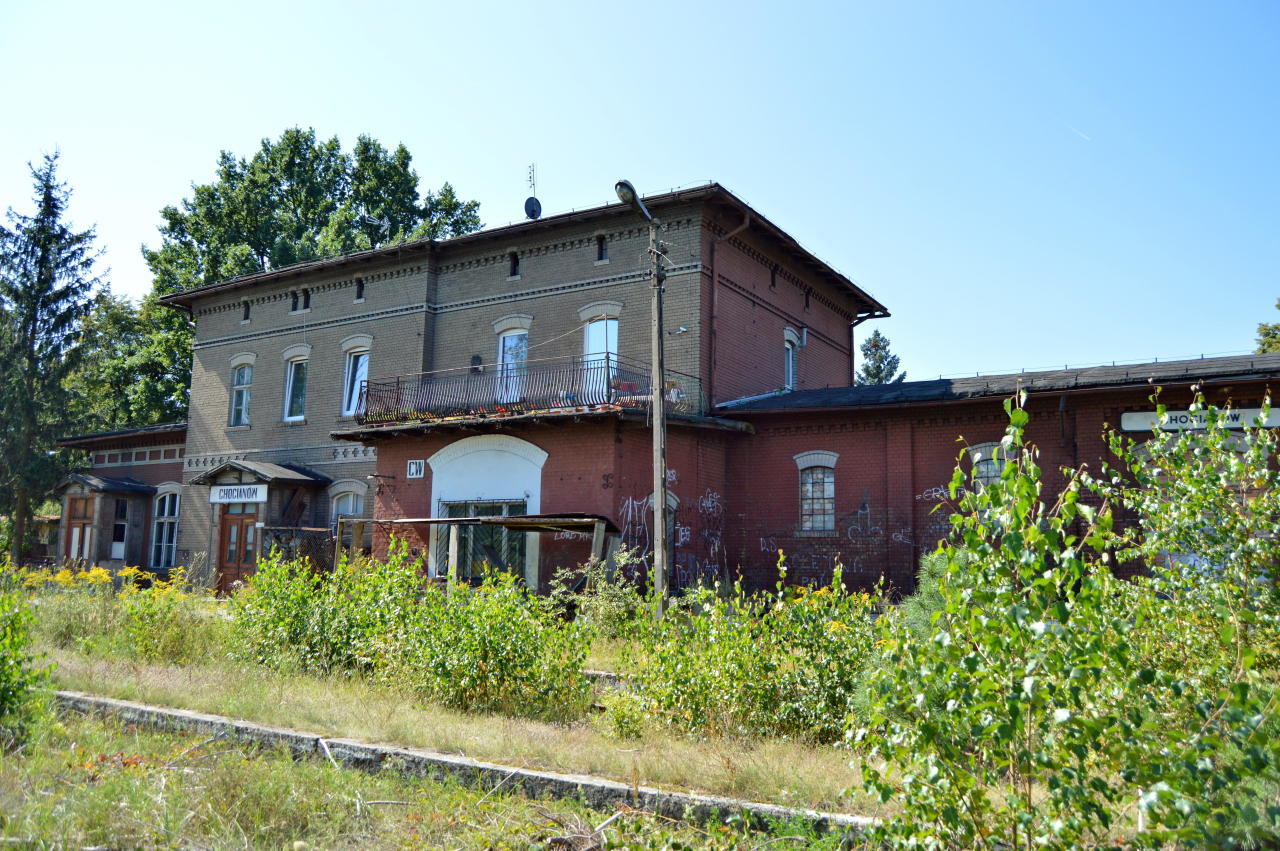 fot. Tomasz 
Chocianów budynek dworca. Obraz