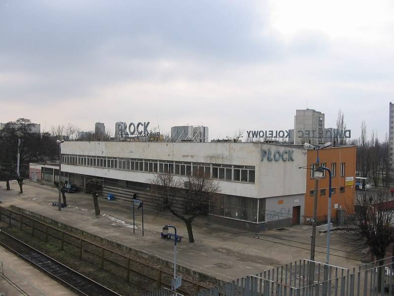 fot. Sławomir Walecki 
Zdjęcie wykonane z kładki nad torami. Obraz