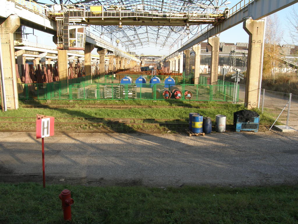 fot. Przemysław Więcek 
Bocznica Fabryki Maszyn Górniczych Pioma. Widok zakładu od zachodu. Ok. 1,8 km. Obraz