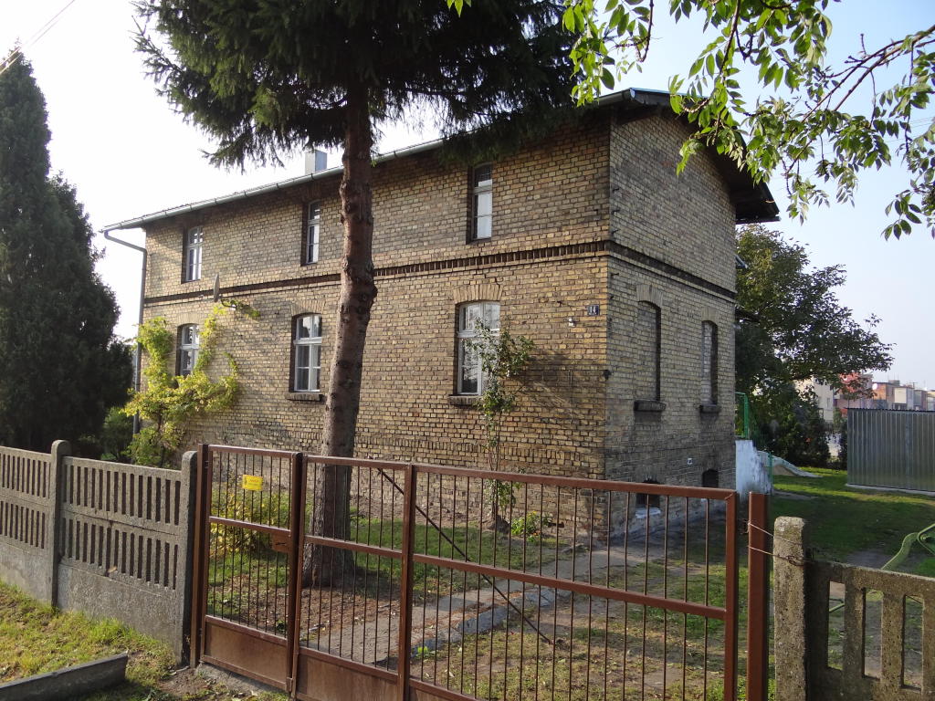 fot. Przemysław Więcek 
Budynek mieszkalny; adres: Belęcin 14. Widok w kierunku Zbąszynia. 58,4 km. Obraz