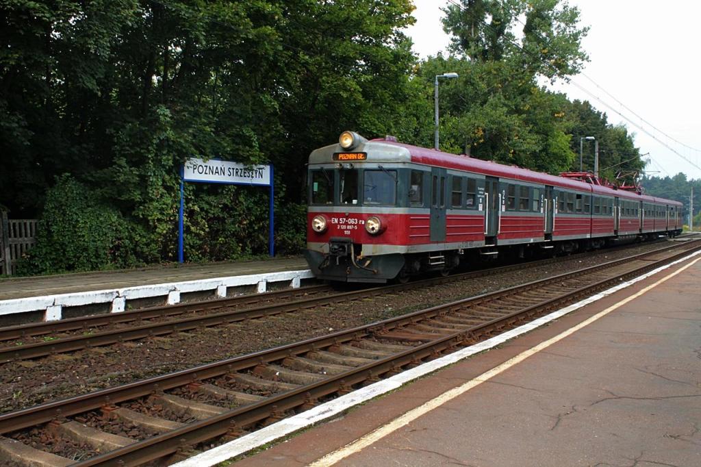 fot. irek 
Poznań Strzeszyn - wjazd Regio relacji Kołobrzeg -Poznań Główny , peron 2. Obraz