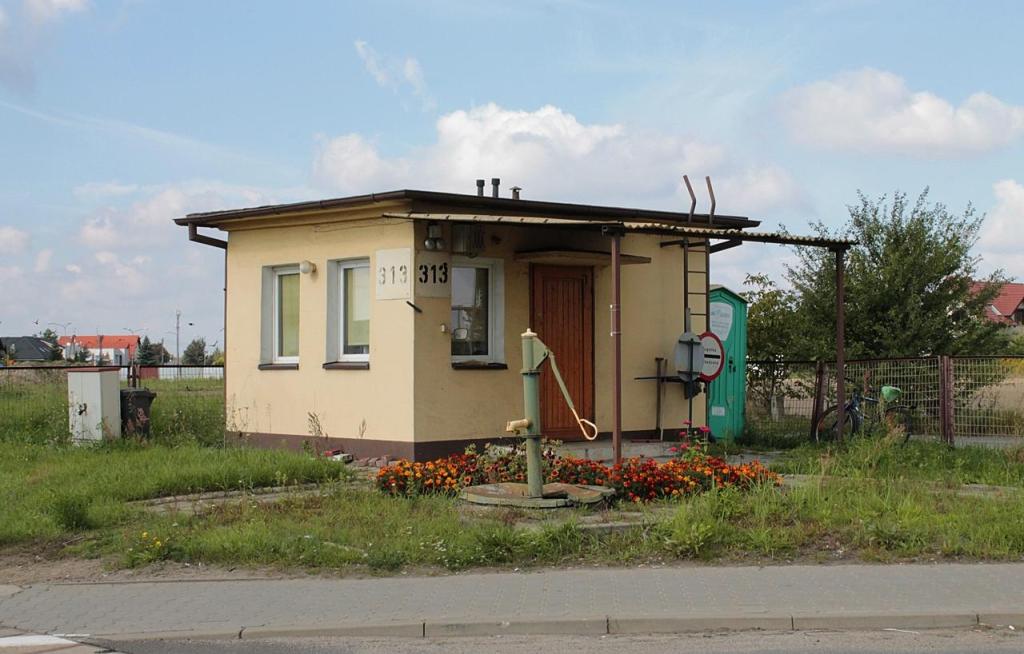 fot. irek 
Poznań Junikowo - domek dróżnika. Obraz